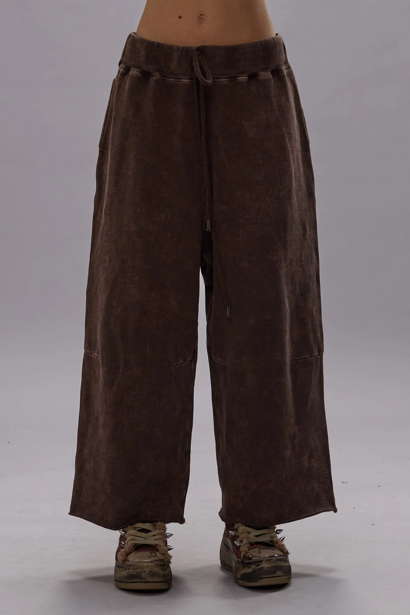 ARTICULATED KNEE SWEATPANT - BROWN